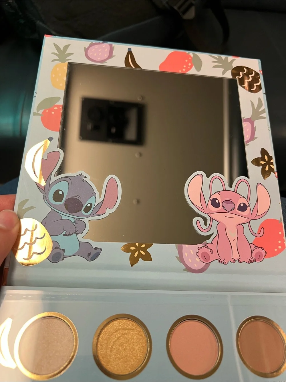 Disney 16 shade
